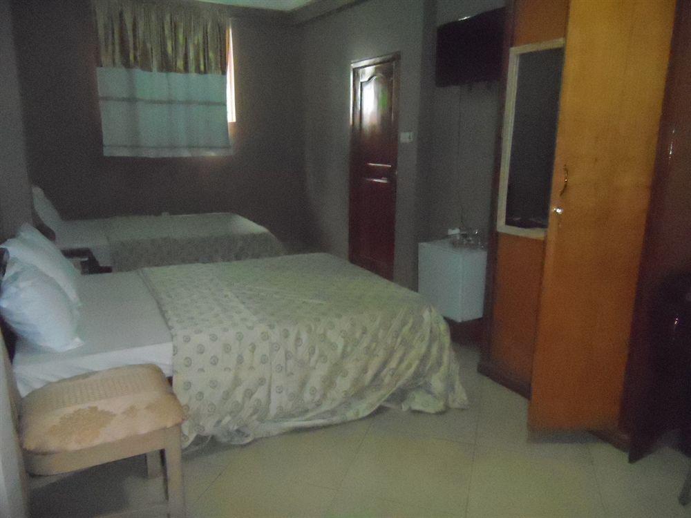 Yegoala Hotell Kumasi Exteriör bild